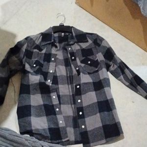 Women's flannal